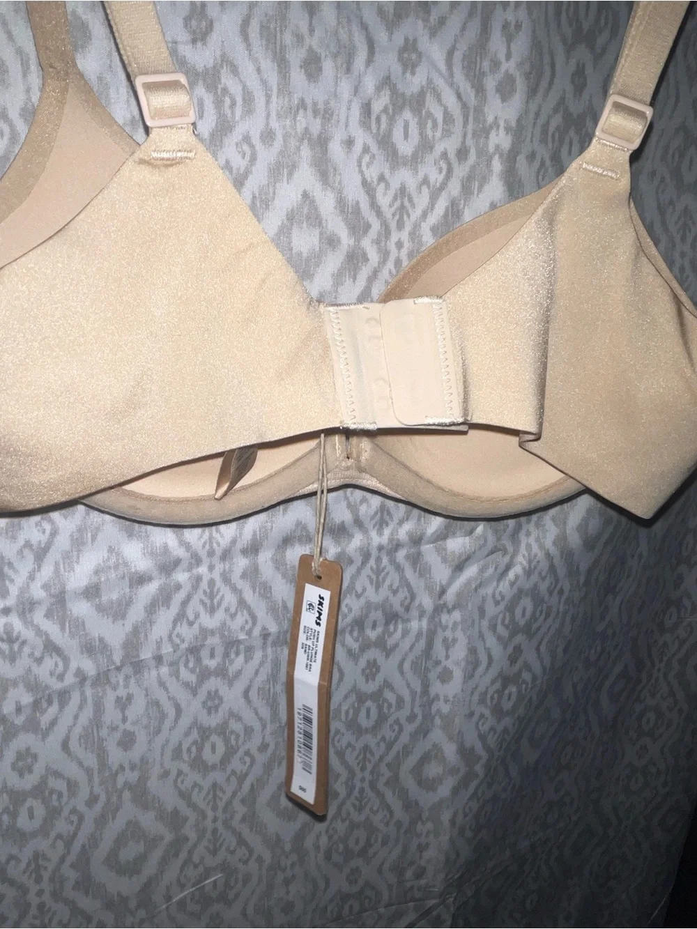 Skims Ultimate Push-up Plunge Bra - Picture 7 of 9